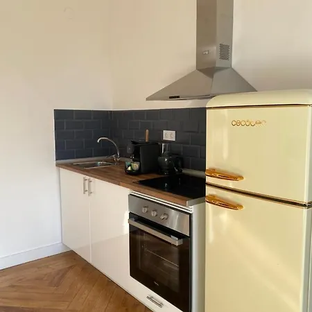 1907 Апартаменты *